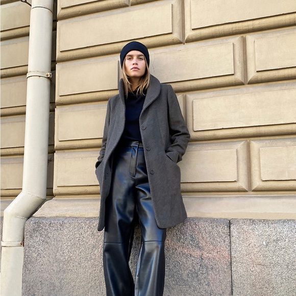 Aritzia Wilfred Cocoon Coat - Picture 1 of 2